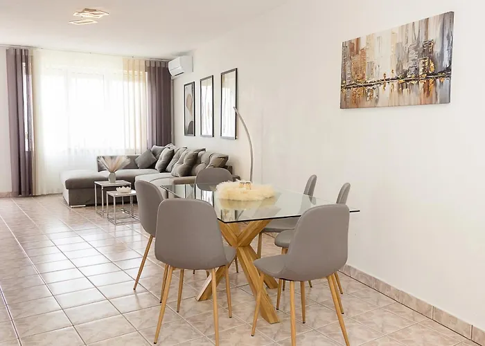 شقة Two Identical Designer 2bd Flats With Sea View In By Flat Mаnager بالشيك