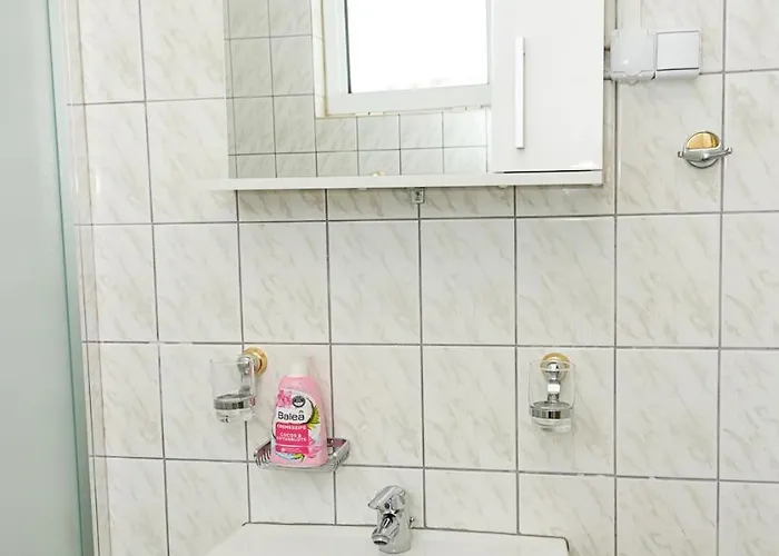 Two Identical Designer 2bd Flats With Sea View In By Flat Mаnager بالشيك