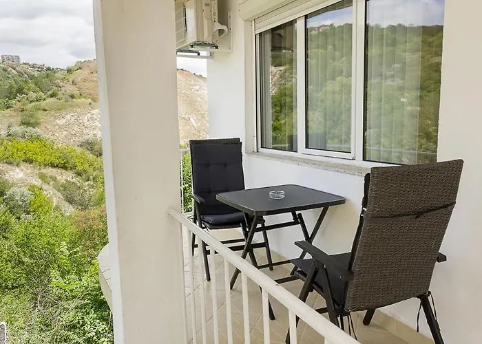 Two Identical Designer 2bd Flats With Sea View In By Flat Mаnager شقة بالشيك