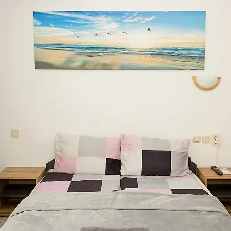 Two Identical Designer 2bd Flats With Sea View In By Flat Mаnager Апартамент *