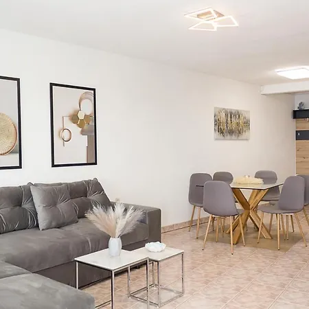 Two Identical Designer 2bd Flats With Sea View In By Flat Mаnager Балчик
